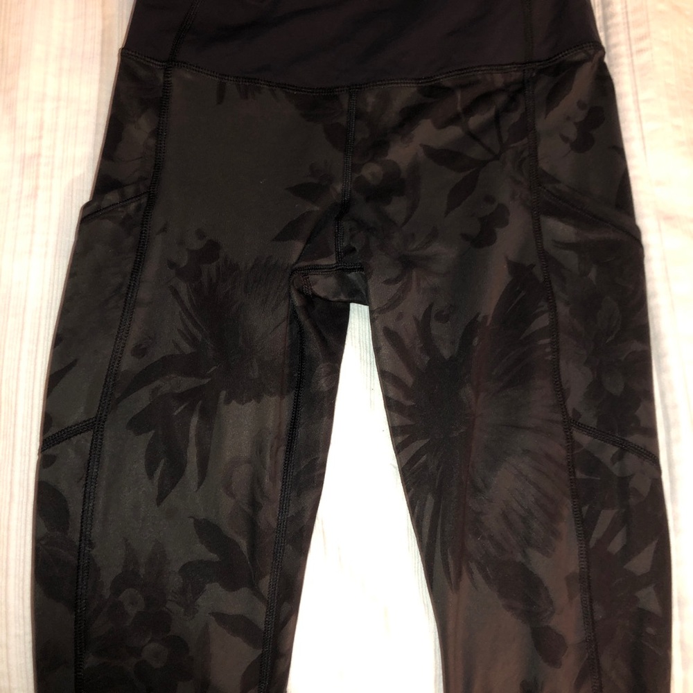 Lululemon printed leggings